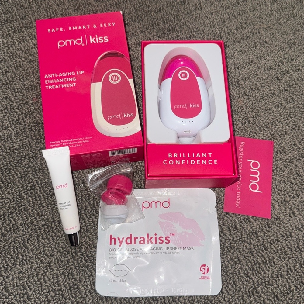 PMD Kiss anti-aging lip enhancing treatment Lip Plumping System